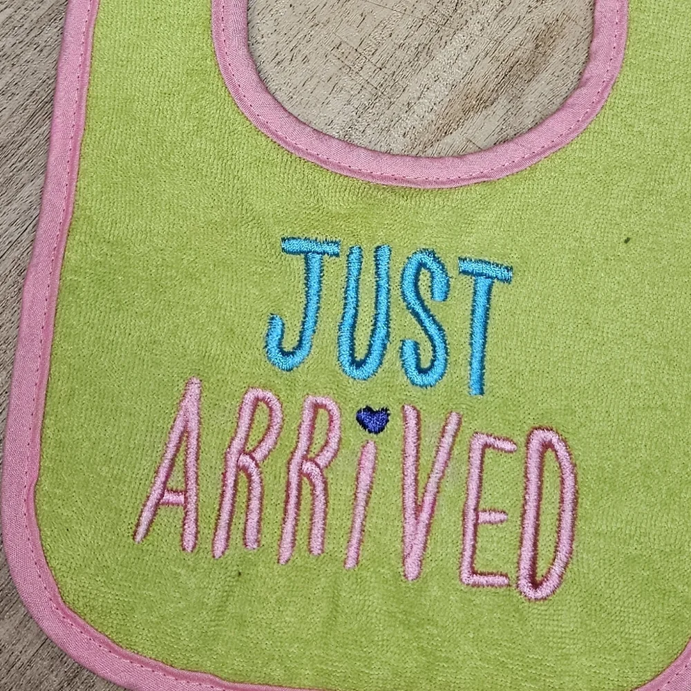 Bundle of 7 baby bibs